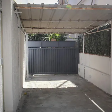 Di Charme Con 6 Posti Letto E Parcheggio Privato